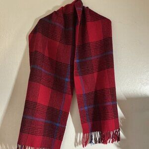 Liz Sinclair Acrylic Black or Red Checkered Scarf - EUC